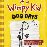 Diary of a Wimpy Kid: Dog Days (Book 4) by Kinney Jeff